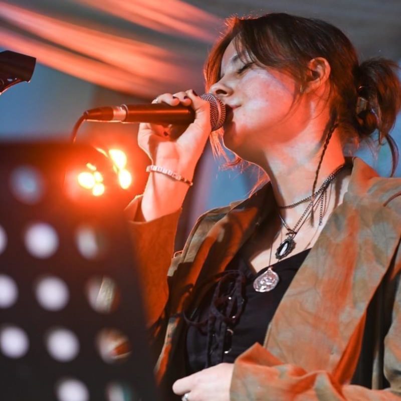 Julia Degan Julia Degan